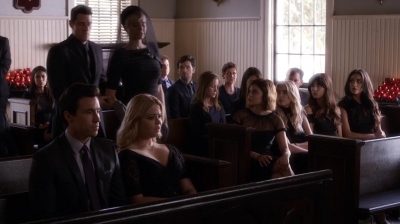 Pretty_Little_Liars_S06E11_Of_Late_I_Think_of_Rosewood_720p_WEB-DL_DD5_1_H_264-NTb_2394.jpg