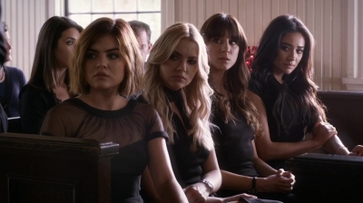 Pretty_Little_Liars_S06E11_Of_Late_I_Think_of_Rosewood_720p_WEB-DL_DD5_1_H_264-NTb_2398.jpg