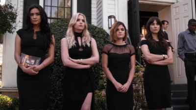 Pretty_Little_Liars_S06E11_Of_Late_I_Think_of_Rosewood_720p_WEB-DL_DD5_1_H_264-NTb_2458.jpg