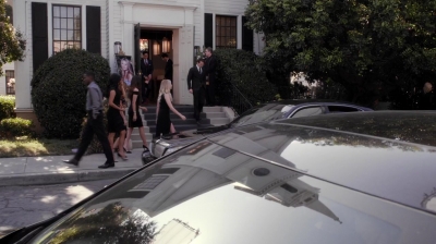 Pretty_Little_Liars_S06E11_Of_Late_I_Think_of_Rosewood_720p_WEB-DL_DD5_1_H_264-NTb_2461.jpg