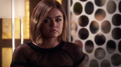 Pretty_Little_Liars_S06E12_Charlotte_s_Web_720p_WEB-DL_DD5_1_H_264-NTb_0149.jpg