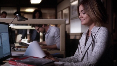 Pretty_Little_Liars_S06E12_Charlotte_s_Web_720p_WEB-DL_DD5_1_H_264-NTb_0791.jpg