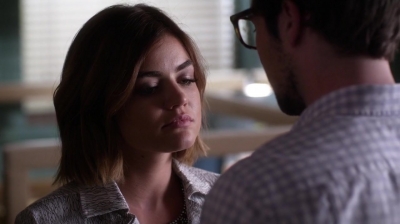 Pretty_Little_Liars_S06E12_Charlotte_s_Web_720p_WEB-DL_DD5_1_H_264-NTb_0824.jpg