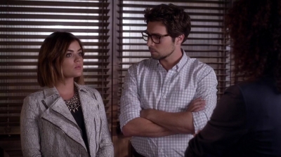 Pretty_Little_Liars_S06E12_Charlotte_s_Web_720p_WEB-DL_DD5_1_H_264-NTb_1013.jpg