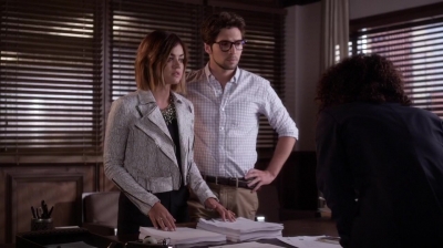 Pretty_Little_Liars_S06E12_Charlotte_s_Web_720p_WEB-DL_DD5_1_H_264-NTb_1062.jpg
