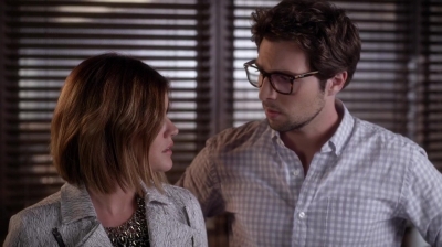 Pretty_Little_Liars_S06E12_Charlotte_s_Web_720p_WEB-DL_DD5_1_H_264-NTb_1065.jpg