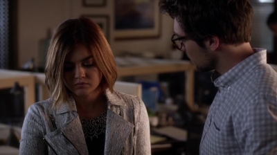 Pretty_Little_Liars_S06E12_Charlotte_s_Web_720p_WEB-DL_DD5_1_H_264-NTb_1265.jpg