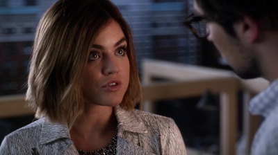 Pretty_Little_Liars_S06E12_Charlotte_s_Web_720p_WEB-DL_DD5_1_H_264-NTb_1282.jpg
