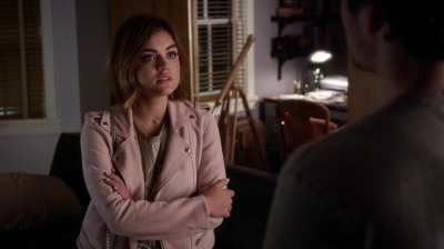 Pretty_Little_Liars_S06E12_Charlotte_s_Web_720p_WEB-DL_DD5_1_H_264-NTb_1706.jpg