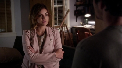 Pretty_Little_Liars_S06E12_Charlotte_s_Web_720p_WEB-DL_DD5_1_H_264-NTb_1708.jpg