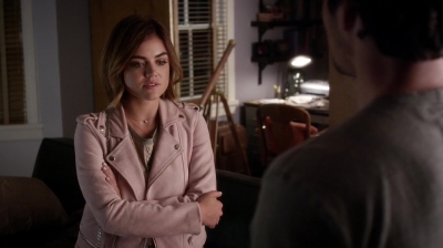 Pretty_Little_Liars_S06E12_Charlotte_s_Web_720p_WEB-DL_DD5_1_H_264-NTb_1712.jpg