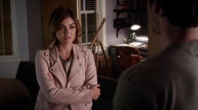Pretty_Little_Liars_S06E12_Charlotte_s_Web_720p_WEB-DL_DD5_1_H_264-NTb_1715.jpg