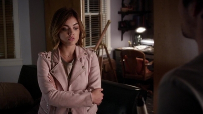 Pretty_Little_Liars_S06E12_Charlotte_s_Web_720p_WEB-DL_DD5_1_H_264-NTb_1724.jpg