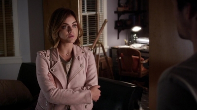 Pretty_Little_Liars_S06E12_Charlotte_s_Web_720p_WEB-DL_DD5_1_H_264-NTb_1725.jpg