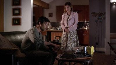 Pretty_Little_Liars_S06E12_Charlotte_s_Web_720p_WEB-DL_DD5_1_H_264-NTb_1732.jpg
