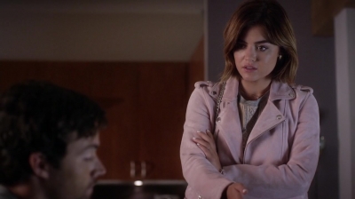 Pretty_Little_Liars_S06E12_Charlotte_s_Web_720p_WEB-DL_DD5_1_H_264-NTb_1762.jpg