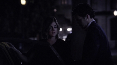 Pretty_Little_Liars_S06E12_Charlotte_s_Web_720p_WEB-DL_DD5_1_H_264-NTb_2094.jpg