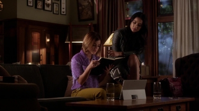Pretty_Little_Liars_S06E13_The_Gloves_Are_On_720p_WEB-DL_DD5_1_H_264-NTb_0961.jpg