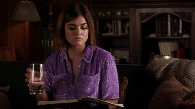 Pretty_Little_Liars_S06E13_The_Gloves_Are_On_720p_WEB-DL_DD5_1_H_264-NTb_1029.jpg