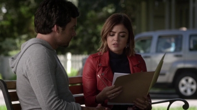 Pretty_Little_Liars_S06E13_The_Gloves_Are_On_720p_WEB-DL_DD5_1_H_264-NTb_1174.jpg