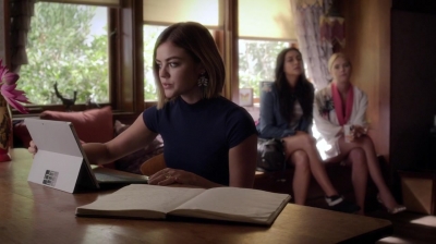 Pretty_Little_Liars_S06E13_The_Gloves_Are_On_720p_WEB-DL_DD5_1_H_264-NTb_1352.jpg