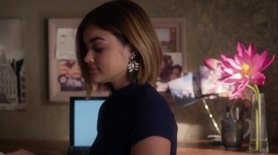 Pretty_Little_Liars_S06E13_The_Gloves_Are_On_720p_WEB-DL_DD5_1_H_264-NTb_1448.jpg