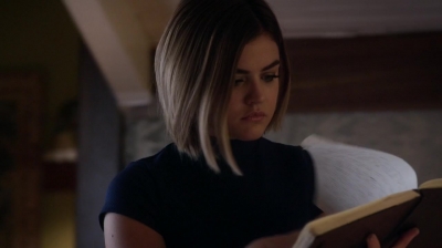 Pretty_Little_Liars_S06E13_The_Gloves_Are_On_720p_WEB-DL_DD5_1_H_264-NTb_1598.jpg
