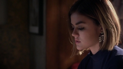 Pretty_Little_Liars_S06E13_The_Gloves_Are_On_720p_WEB-DL_DD5_1_H_264-NTb_1616.jpg