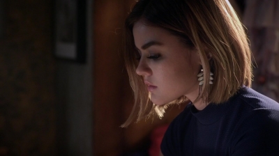 Pretty_Little_Liars_S06E13_The_Gloves_Are_On_720p_WEB-DL_DD5_1_H_264-NTb_1619.jpg