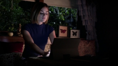 Pretty_Little_Liars_S06E13_The_Gloves_Are_On_720p_WEB-DL_DD5_1_H_264-NTb_1771.jpg