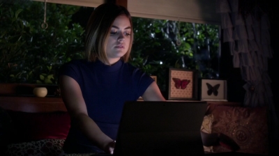 Pretty_Little_Liars_S06E13_The_Gloves_Are_On_720p_WEB-DL_DD5_1_H_264-NTb_1774.jpg