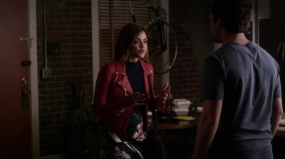 Pretty_Little_Liars_S06E13_The_Gloves_Are_On_720p_WEB-DL_DD5_1_H_264-NTb_1862.jpg