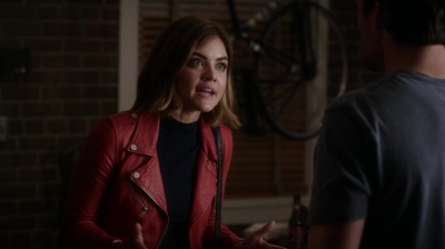 Pretty_Little_Liars_S06E13_The_Gloves_Are_On_720p_WEB-DL_DD5_1_H_264-NTb_1869.jpg