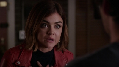 Pretty_Little_Liars_S06E13_The_Gloves_Are_On_720p_WEB-DL_DD5_1_H_264-NTb_1880.jpg
