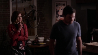 Pretty_Little_Liars_S06E13_The_Gloves_Are_On_720p_WEB-DL_DD5_1_H_264-NTb_1986.jpg