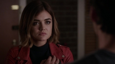 Pretty_Little_Liars_S06E13_The_Gloves_Are_On_720p_WEB-DL_DD5_1_H_264-NTb_2013.jpg
