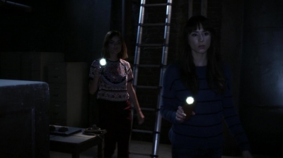 Pretty_Little_Liars_S06E16_Where_Somebody_Waits_for_Me_720p_WEB-DL_DD5_1_H_264-NTb_0122.jpg