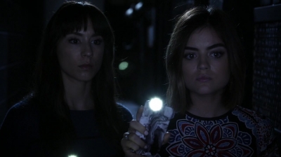 Pretty_Little_Liars_S06E16_Where_Somebody_Waits_for_Me_720p_WEB-DL_DD5_1_H_264-NTb_0181.jpg
