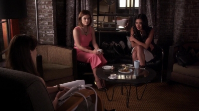 Pretty_Little_Liars_S06E16_Where_Somebody_Waits_for_Me_720p_WEB-DL_DD5_1_H_264-NTb_0450.jpg