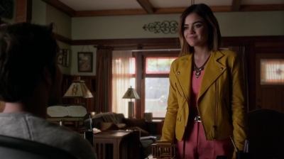 Pretty_Little_Liars_S06E16_Where_Somebody_Waits_for_Me_720p_WEB-DL_DD5_1_H_264-NTb_1200.jpg