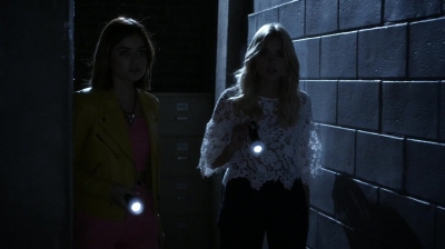 Pretty_Little_Liars_S06E16_Where_Somebody_Waits_for_Me_720p_WEB-DL_DD5_1_H_264-NTb_2129.jpg