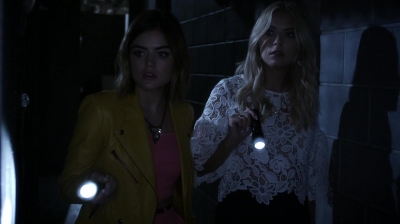 Pretty_Little_Liars_S06E16_Where_Somebody_Waits_for_Me_720p_WEB-DL_DD5_1_H_264-NTb_2141.jpg