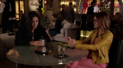 Pretty_Little_Liars_S06E16_Where_Somebody_Waits_for_Me_720p_WEB-DL_DD5_1_H_264-NTb_2174.jpg