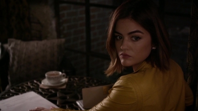 Pretty_Little_Liars_S06E16_Where_Somebody_Waits_for_Me_720p_WEB-DL_DD5_1_H_264-NTb_2325.jpg
