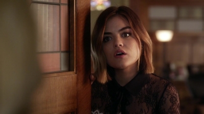Pretty_Little_Liars_S06E17_We_ve_All_Got_Baggage_720p_WEB-DL_DD5_1_H_264-NTb_2516.jpg