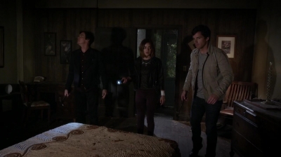Pretty_Little_Liars_S06E20_Hush_Hush_Sweet_Little_Liars_720p_WEB-DL_DD5_1_H_264-NTb_2178.jpg