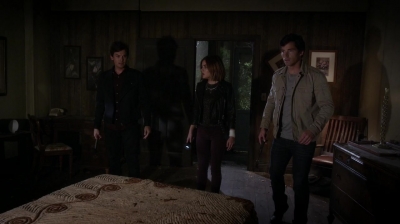 Pretty_Little_Liars_S06E20_Hush_Hush_Sweet_Little_Liars_720p_WEB-DL_DD5_1_H_264-NTb_2180.jpg