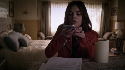 Pretty_Little_Liars_S07E03_WEB-DL_720p_DUAL_WWW_COMANDOTORRENTS_COM_1034.jpg