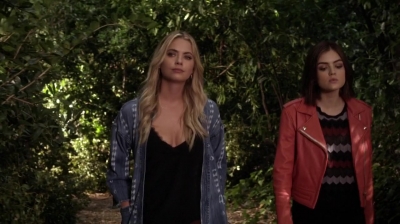 Pretty_Little_Liars_S07E03_WEB-DL_720p_DUAL_WWW_COMANDOTORRENTS_COM_1350.jpg