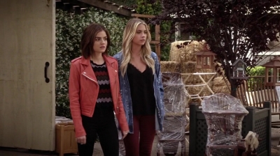Pretty_Little_Liars_S07E03_WEB-DL_720p_DUAL_WWW_COMANDOTORRENTS_COM_1683.jpg